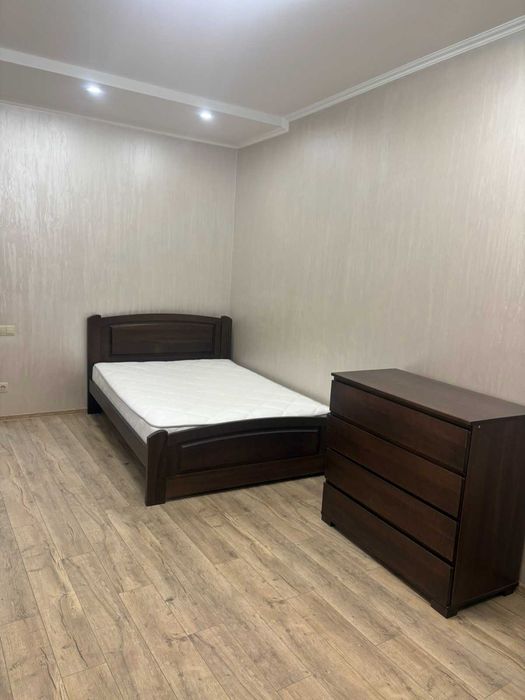 Оренда 1-к квартира Пустомити Центр