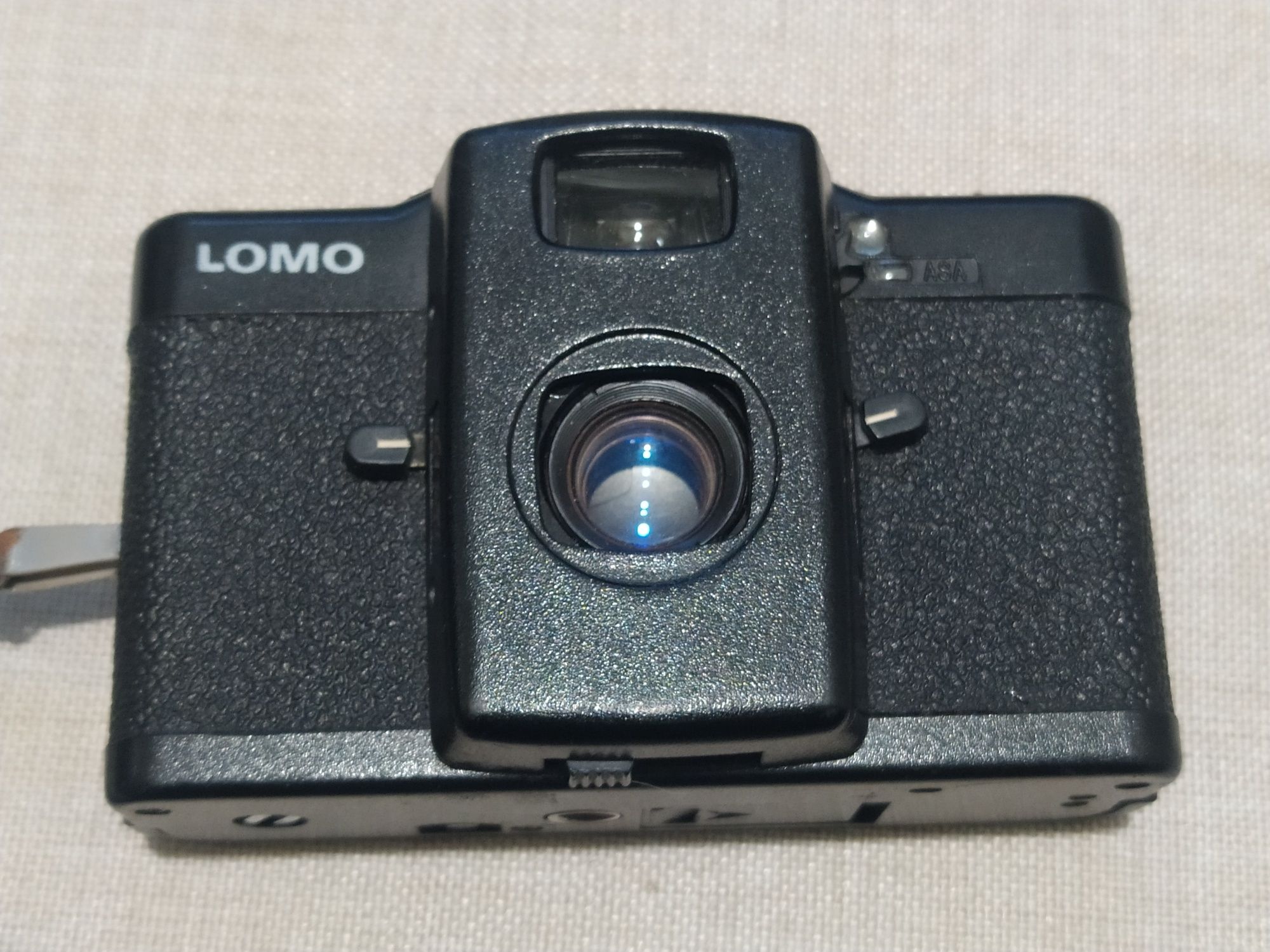Плёночный фотоаппарат LOMO LC-A