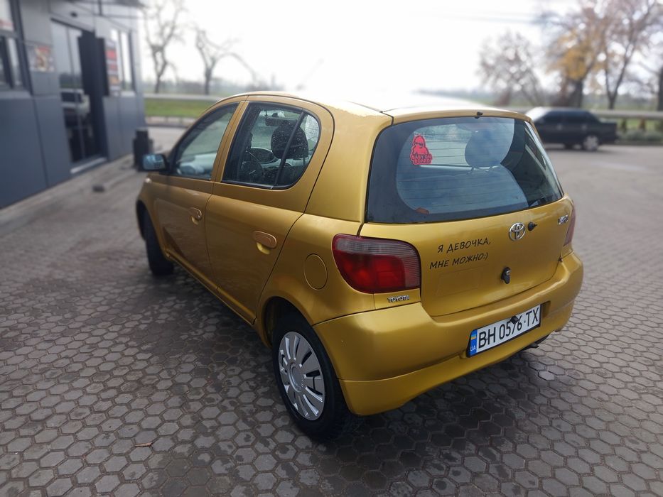 Продам Тойоту ярис 1.3 АВТОМАТ