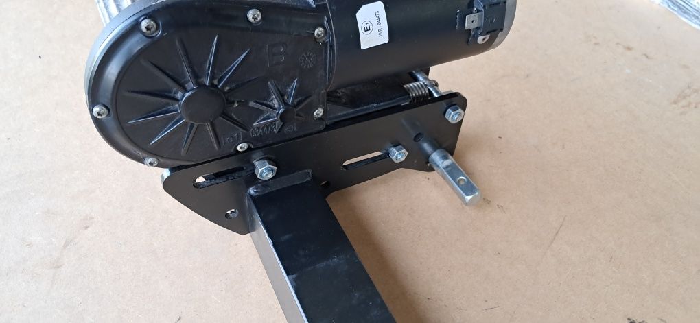 Napęd przyczepy mover Truma Go2 2000kg manualny jak nowy