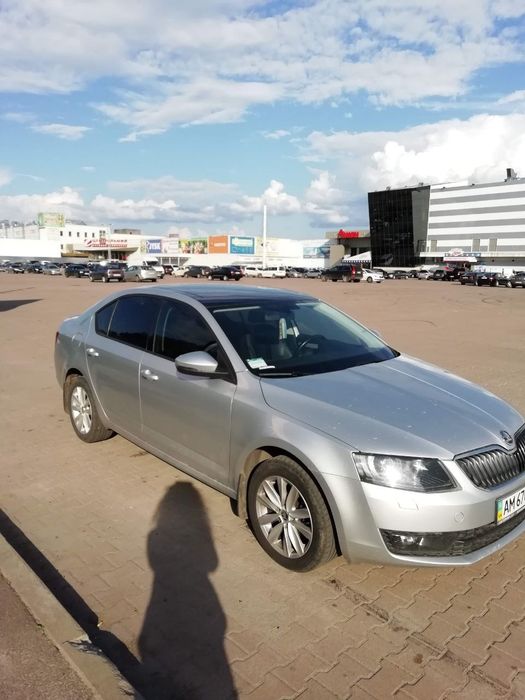 Авто skoda Octavia A7 автомат турбо 1.8