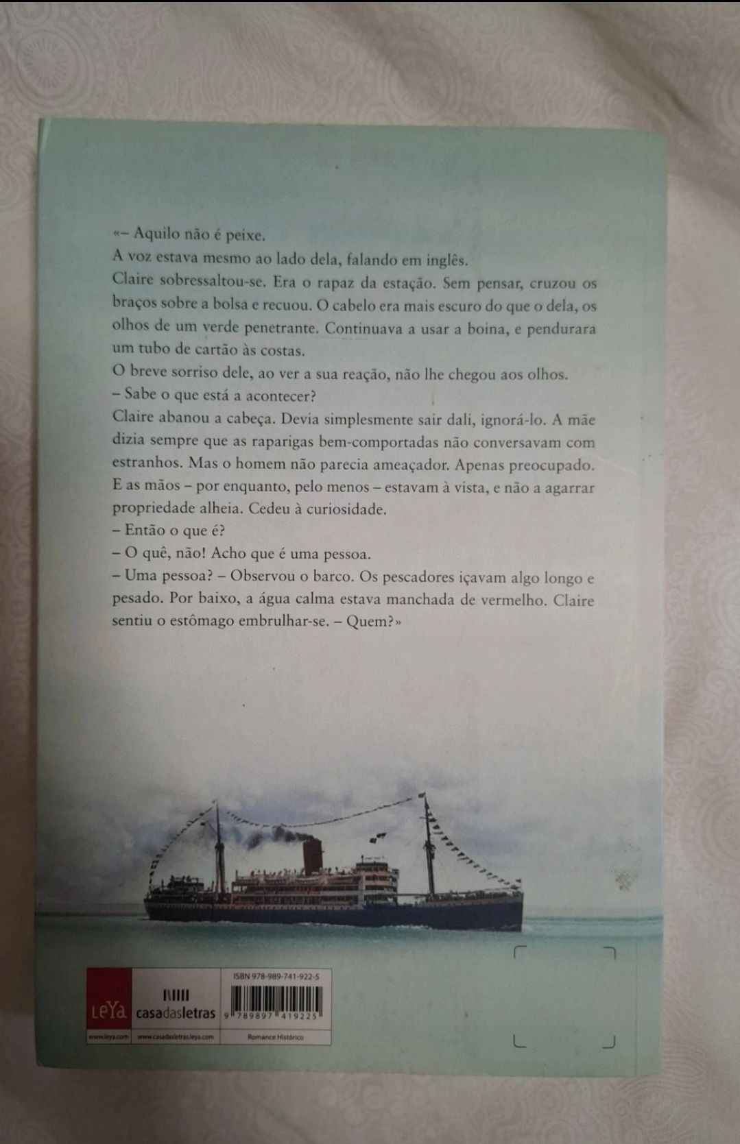 Praça do Rossio, No 59- Jeannine
Johnson Maia (capa mole)