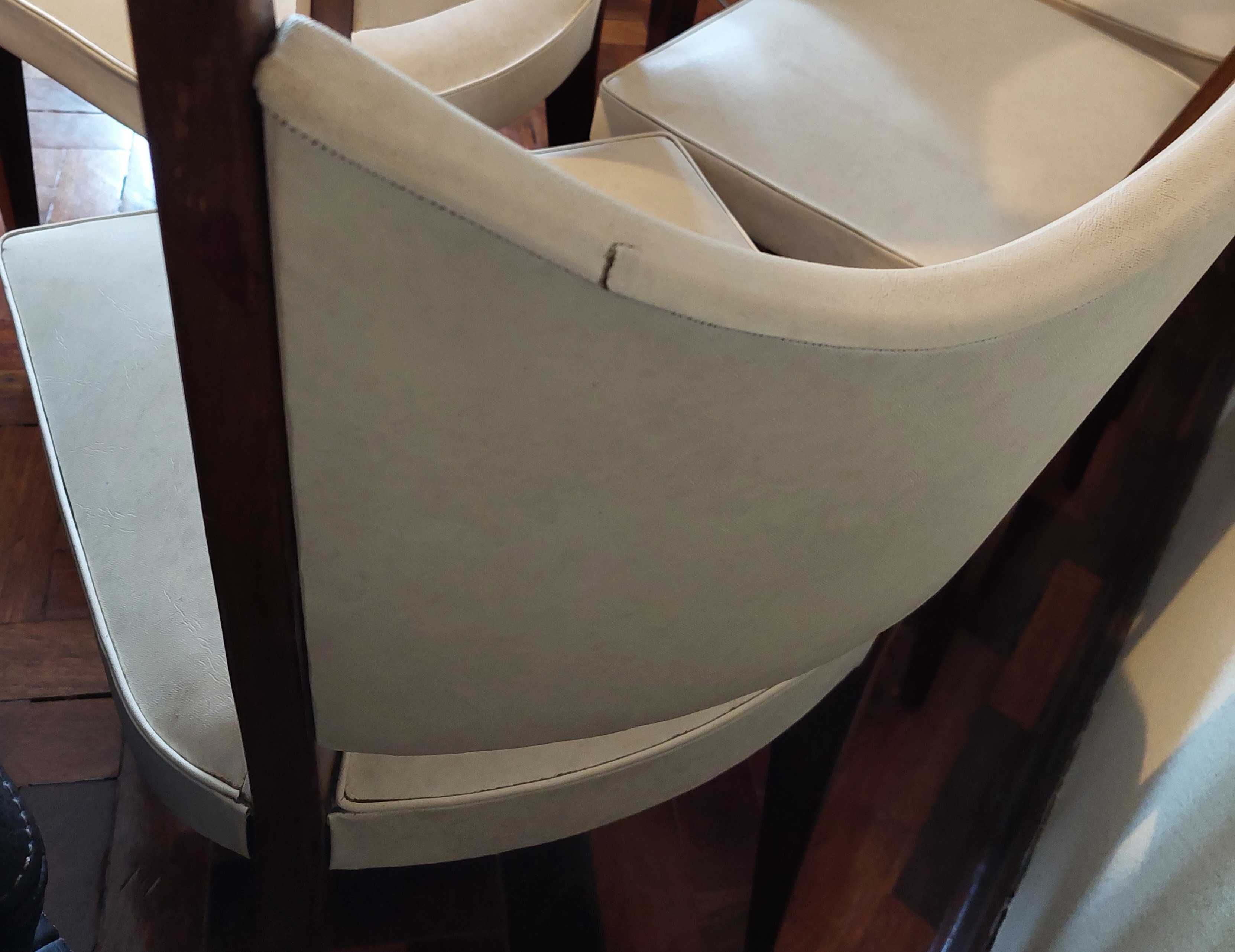 6 cadeiras de design italiano (anos 50) + mesa extensível vintage