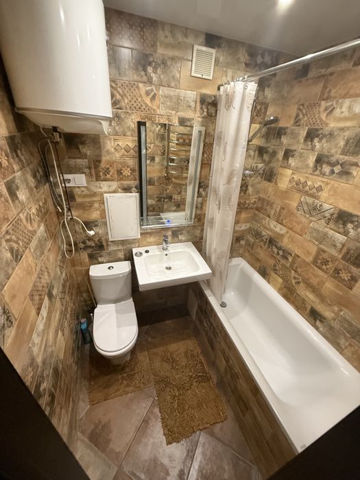 Телефонуйте домовимось !Здам 2 кім центр міста Пушкіна Парк 12000