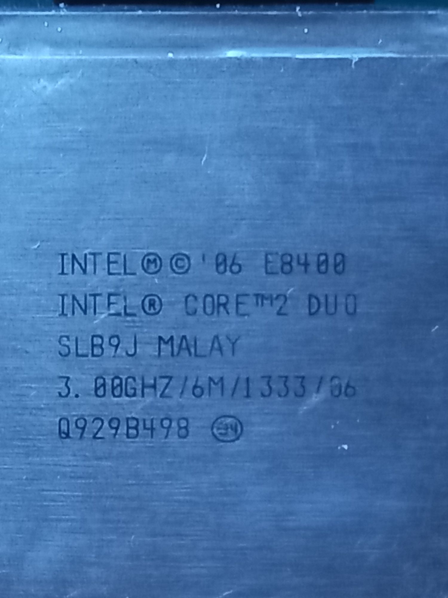 Продам процессор intel core e8400