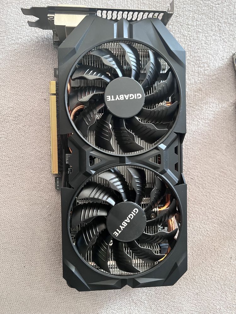 Karta graficzna R9 380 4GB