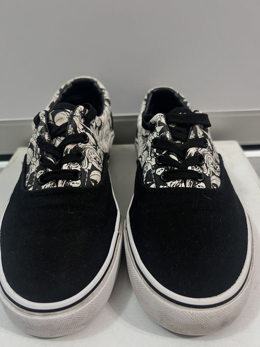 Кеды унтсекс в отличном состояниии, обуты были два раза р40 стелька 26