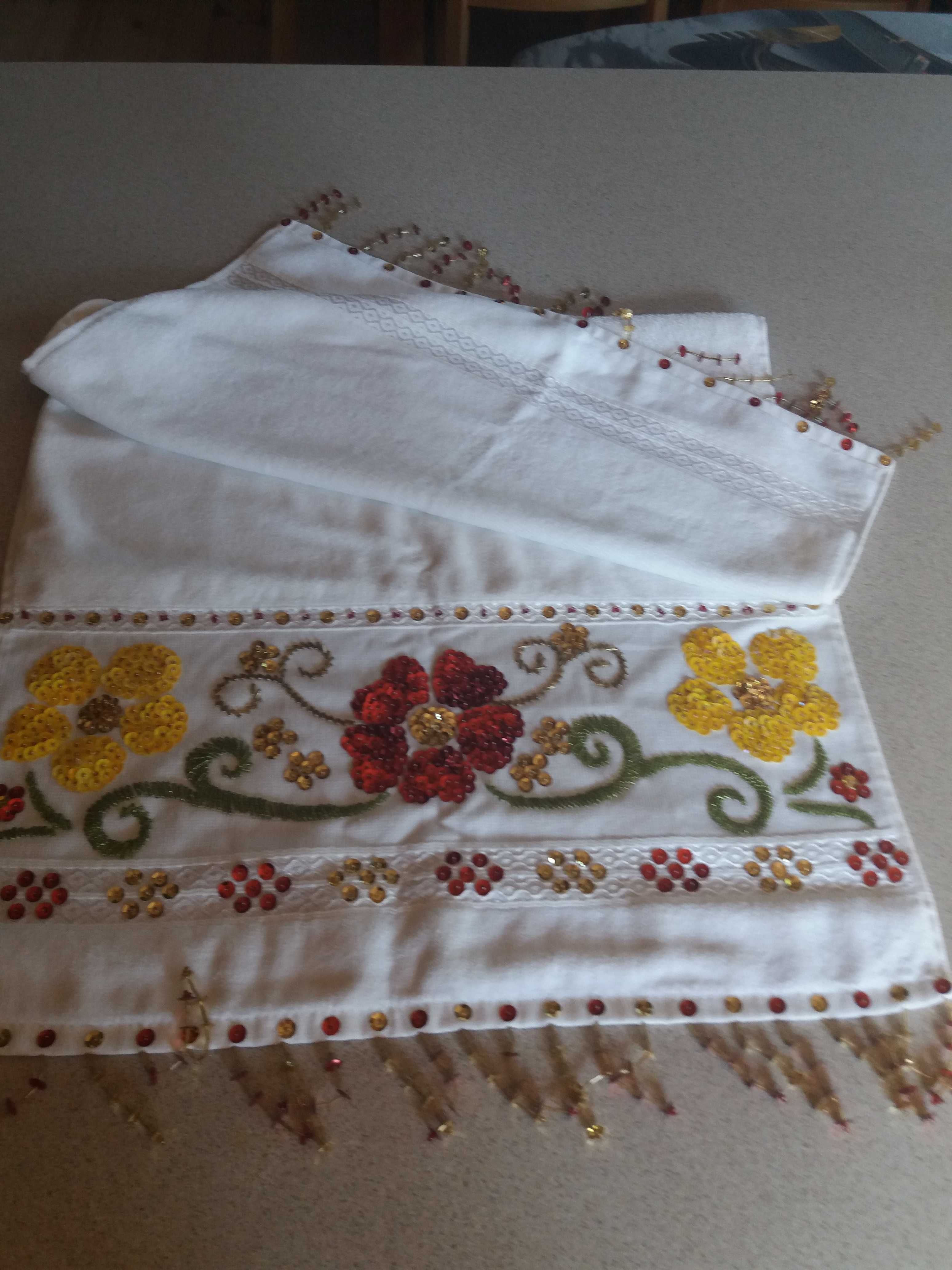 Ręcznik biały frote z cekinami, rękodzieło - nowy Turcja