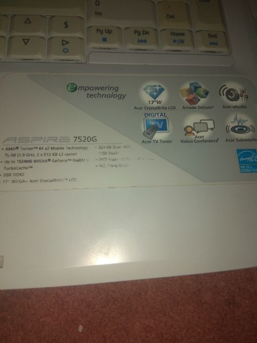 Ноутбук Acer Aspire 7520G
