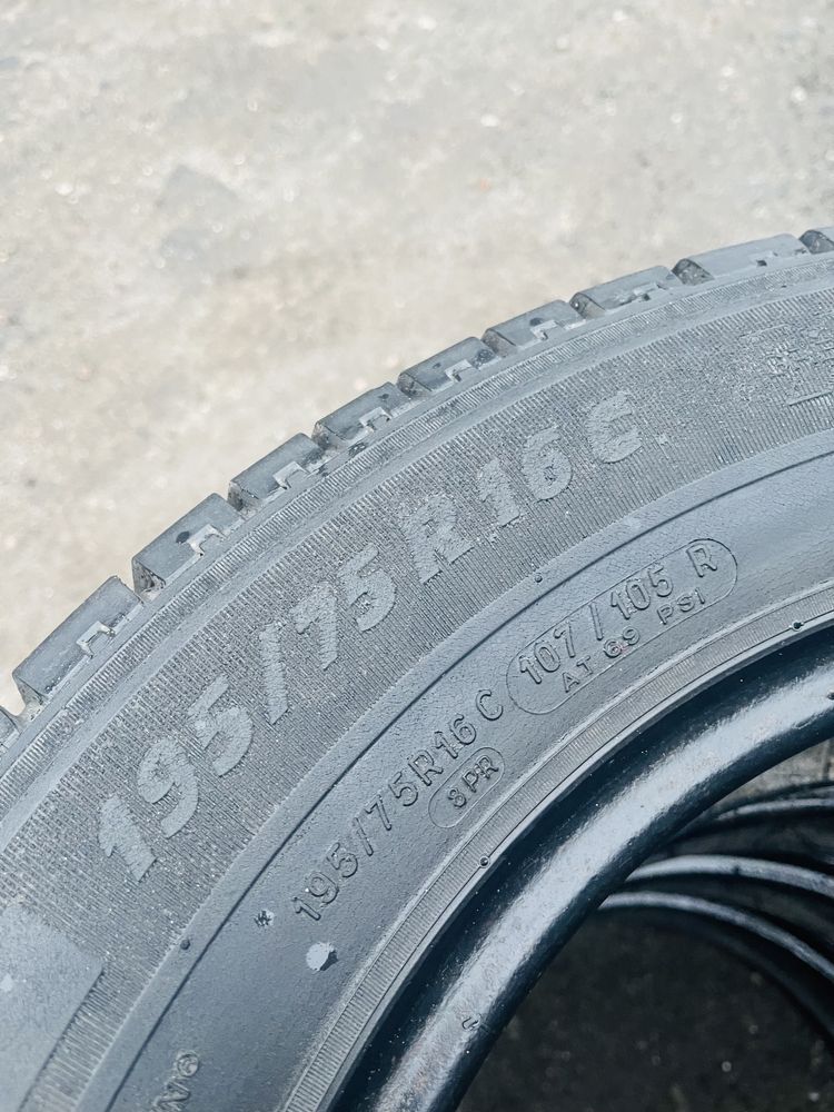 Летняя резина Michelin AGilis 195/75/16C 107R 4шт.