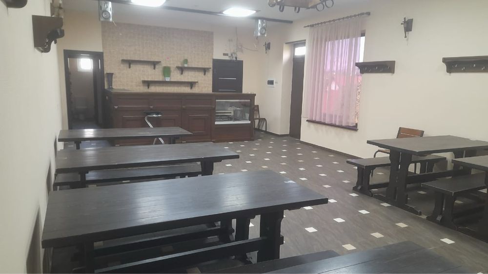 Продаж магазину-кафе в селі Руська Поляна.