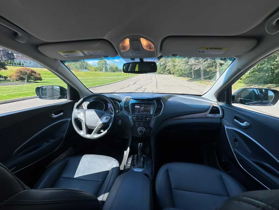 Hyundai Santa Fe      2018