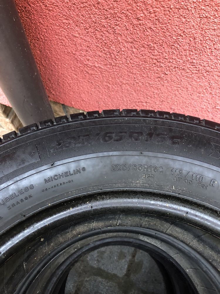 Opony  Michellin Agilis  225/65R16C.
