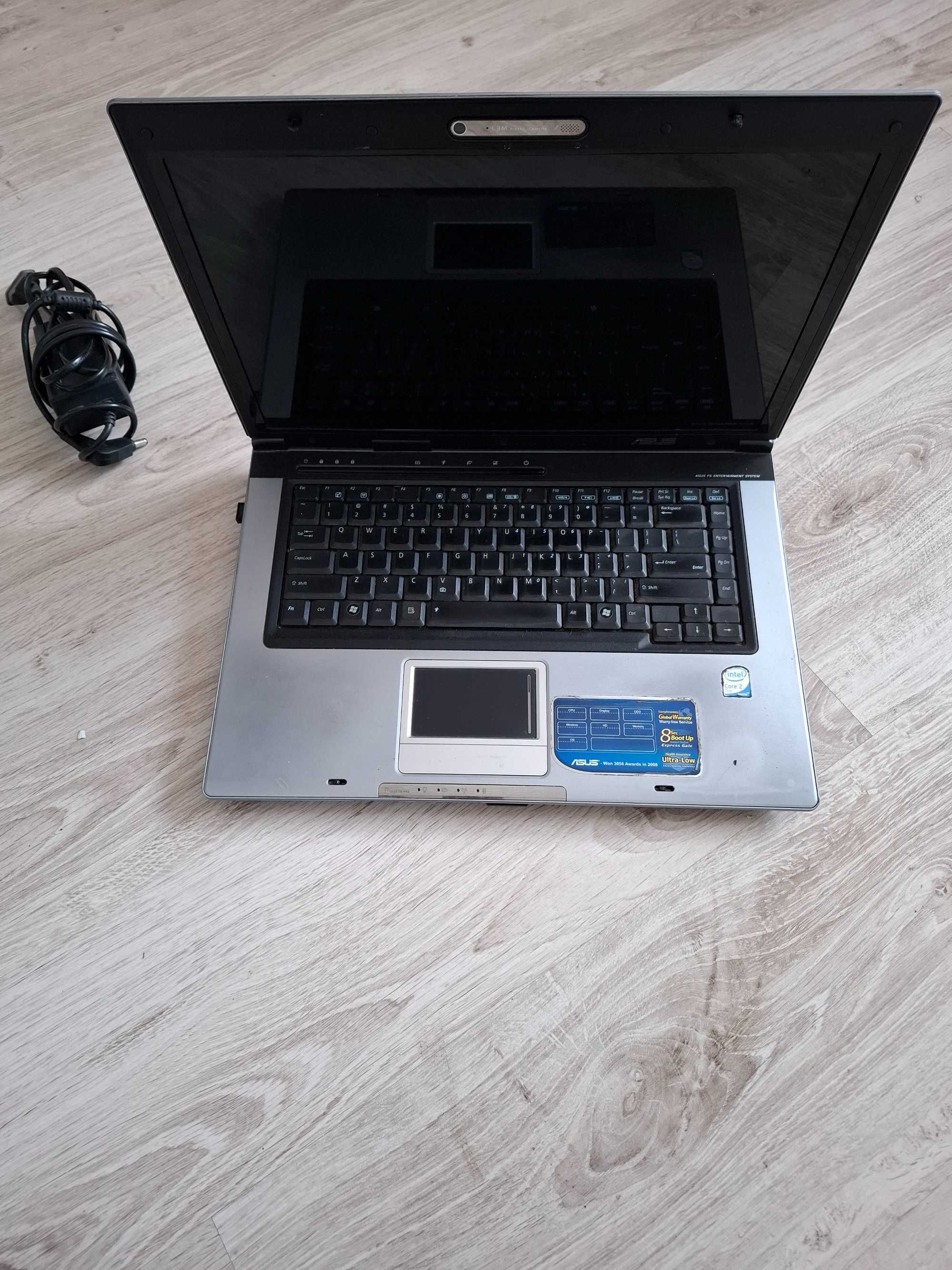 Laptop ASUS X50GL-AP343 3GB RAM Dysk 256GB Stan Dobry Win 7 Okazja