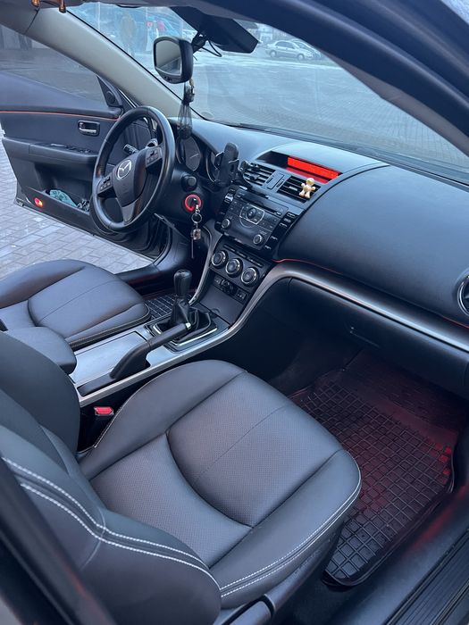 Mazda 6 GH 2011 р. 2.2 дизель