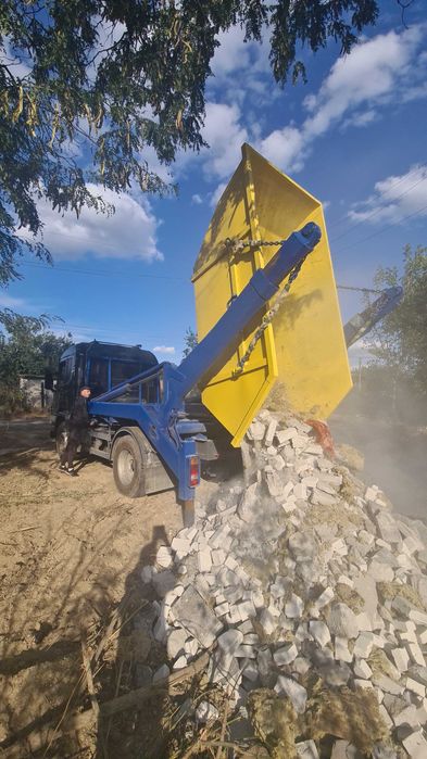 Вывоз мусора съёмными контейнерами. Вывоз строительного мусора.