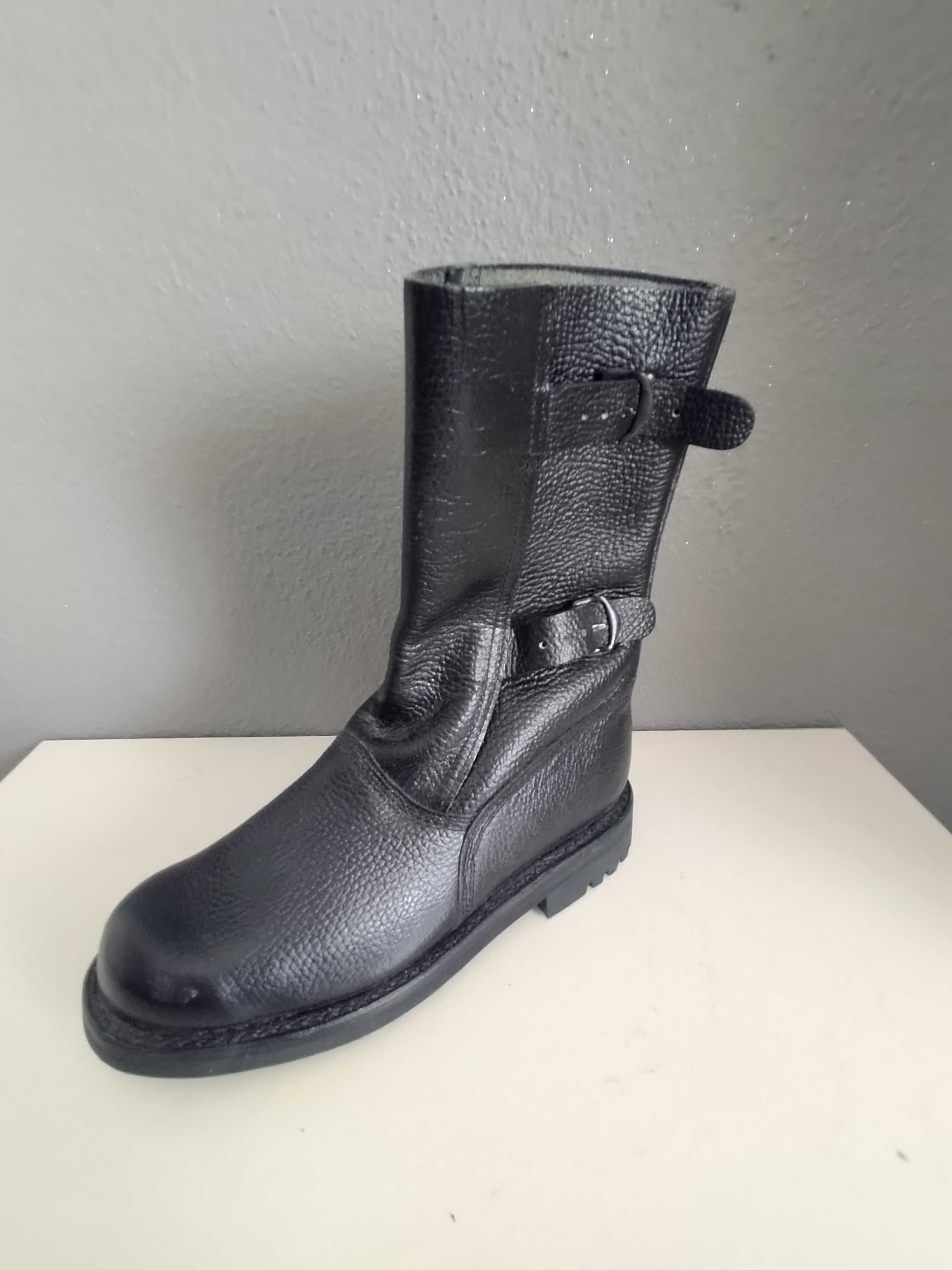 Bota tipo fuzileiro 40