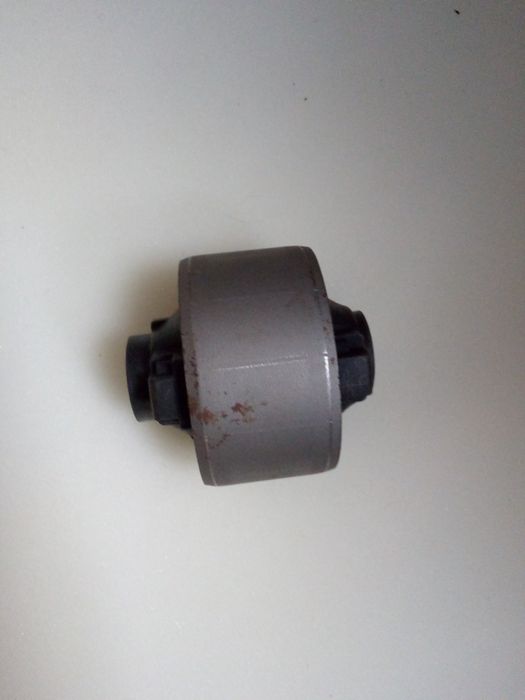 Сайлентблоки на "Субару Легаси"