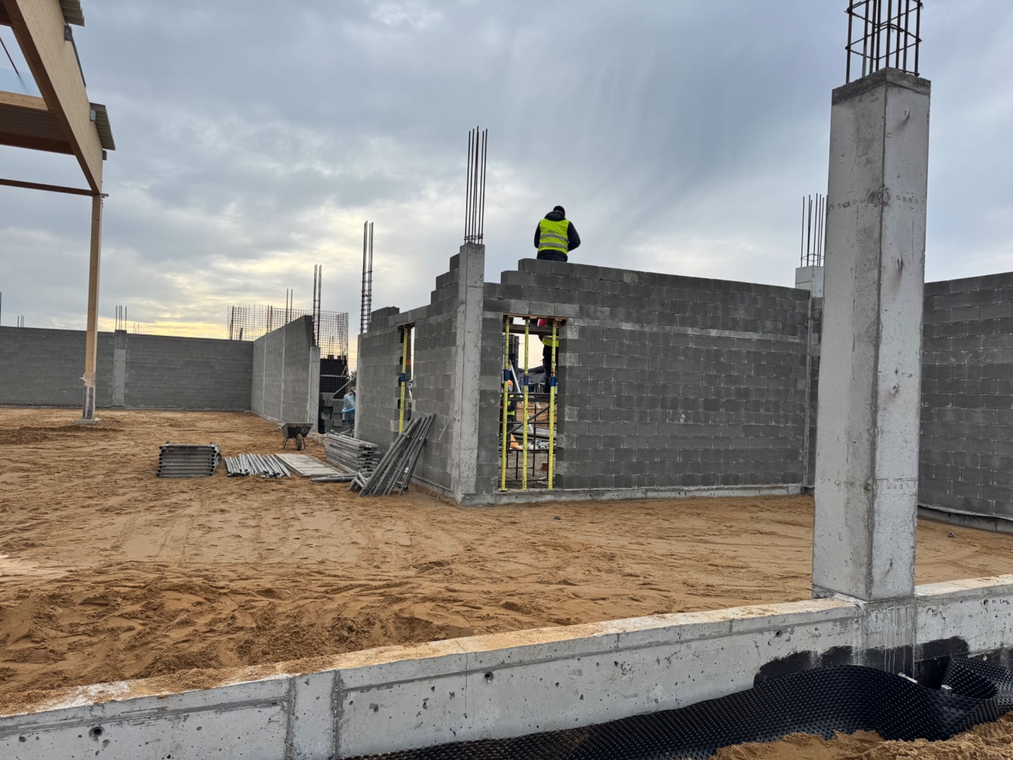 Realizacja Projektów budowlanych, wznoszenie budynków