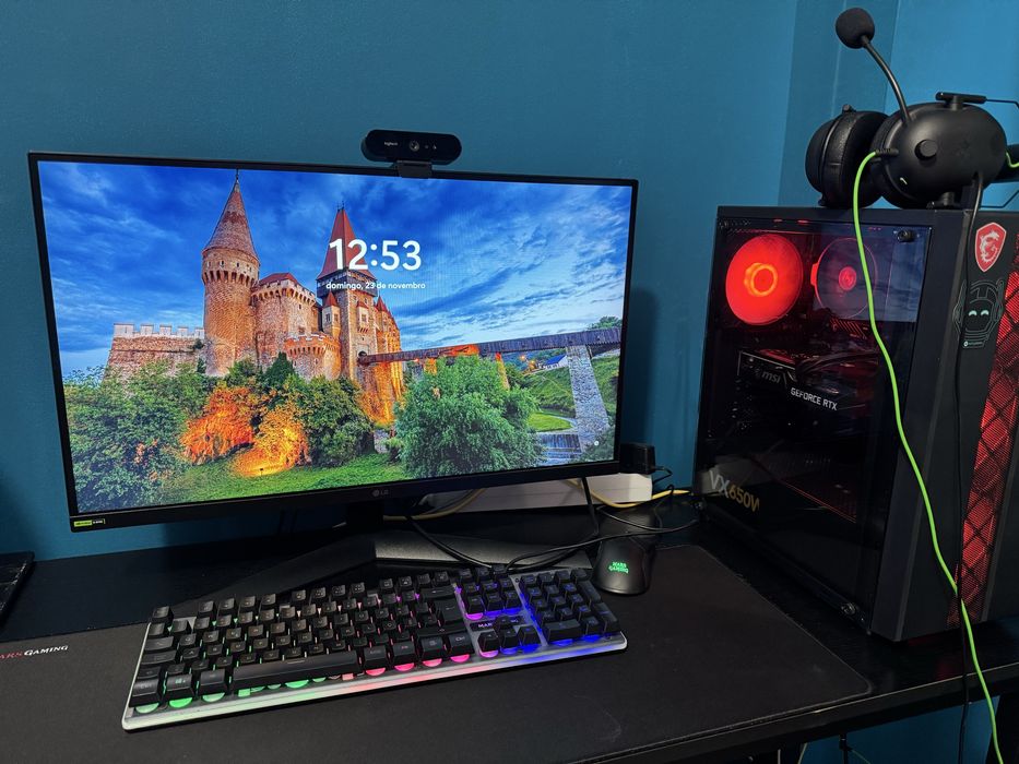 Pc gamer em otimo estado de uso com monitor lg nvidiq g-sync