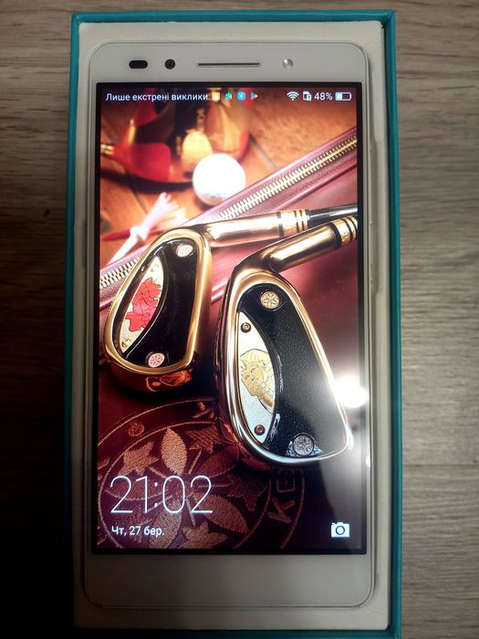 Телефон Honor  7