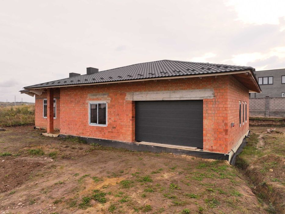 Продам будинок 180м2 на 8 сотках в Рівному, Район Спектруму (Райський)