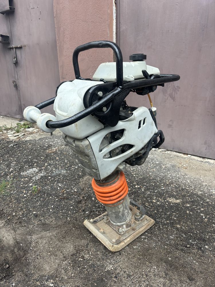 Zageszczarka stopowa skoczek MIKASA MTX-60