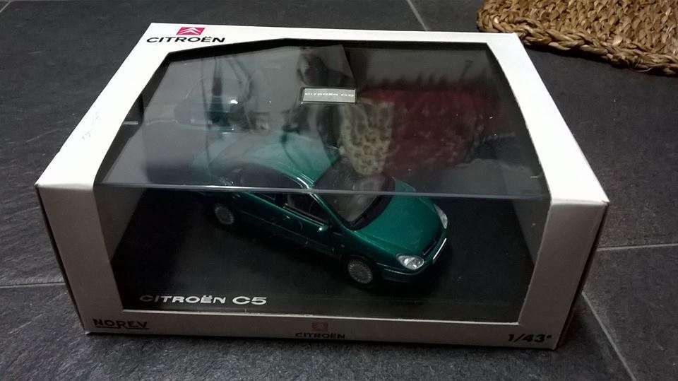 1/43 citroen c5 v6 - norev - NOVO