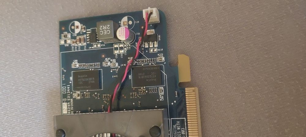 Karta graficzna Pegatron Radeon HD6450 1GB DDR3 64-bit HDMI DVI D-Sub