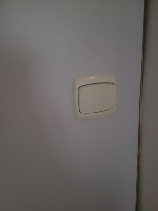 Wąska szafa do przedpokoju wys. 180, szer. 50 ,gł. 35