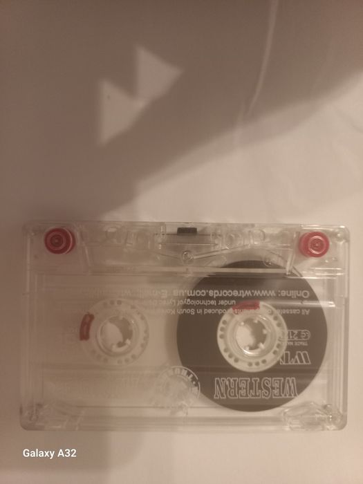 Продам а/кассету группы МETALLICA-BEST BALLADS.Цена 100 гривень.