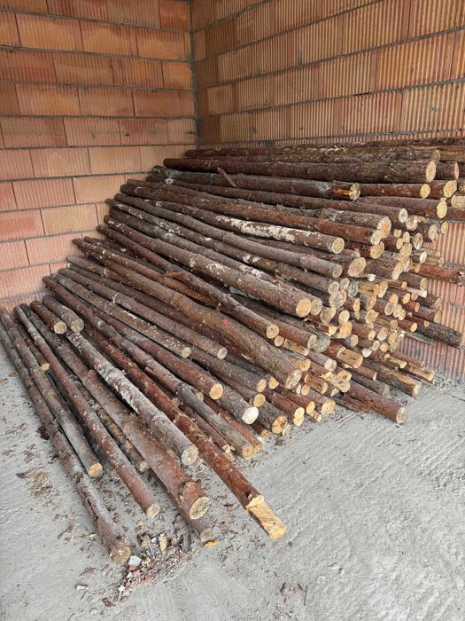 Stemple budowlane drewniane, sosnowe, tegoroczne, suche 2,7-3,1 m