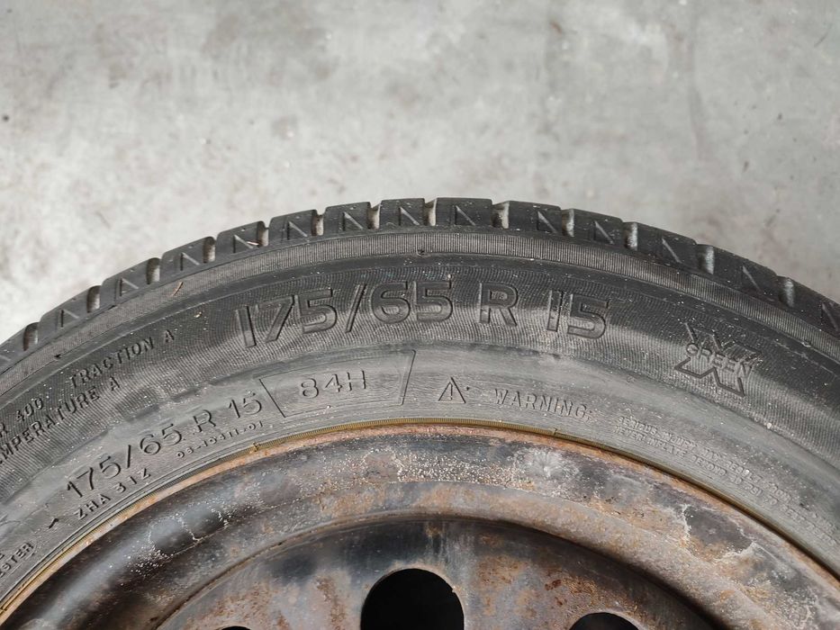 Koła Felgi stalowe z oponami 15" 4x114,3 Mitsubishi Chevrolet