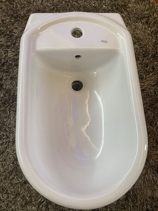 Bide branco marca Roca