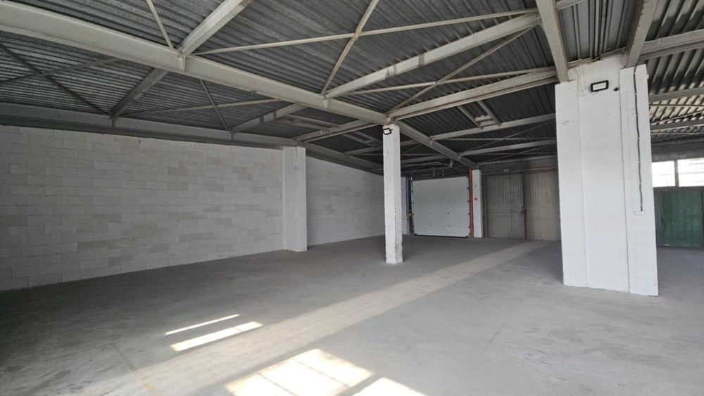 Magazyn 450m2, duże bramy wjazdowe, plac