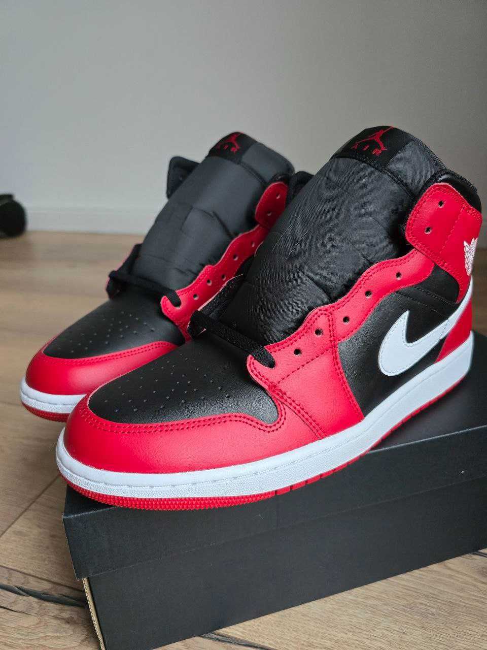 Air Jordan 1 Mid Original