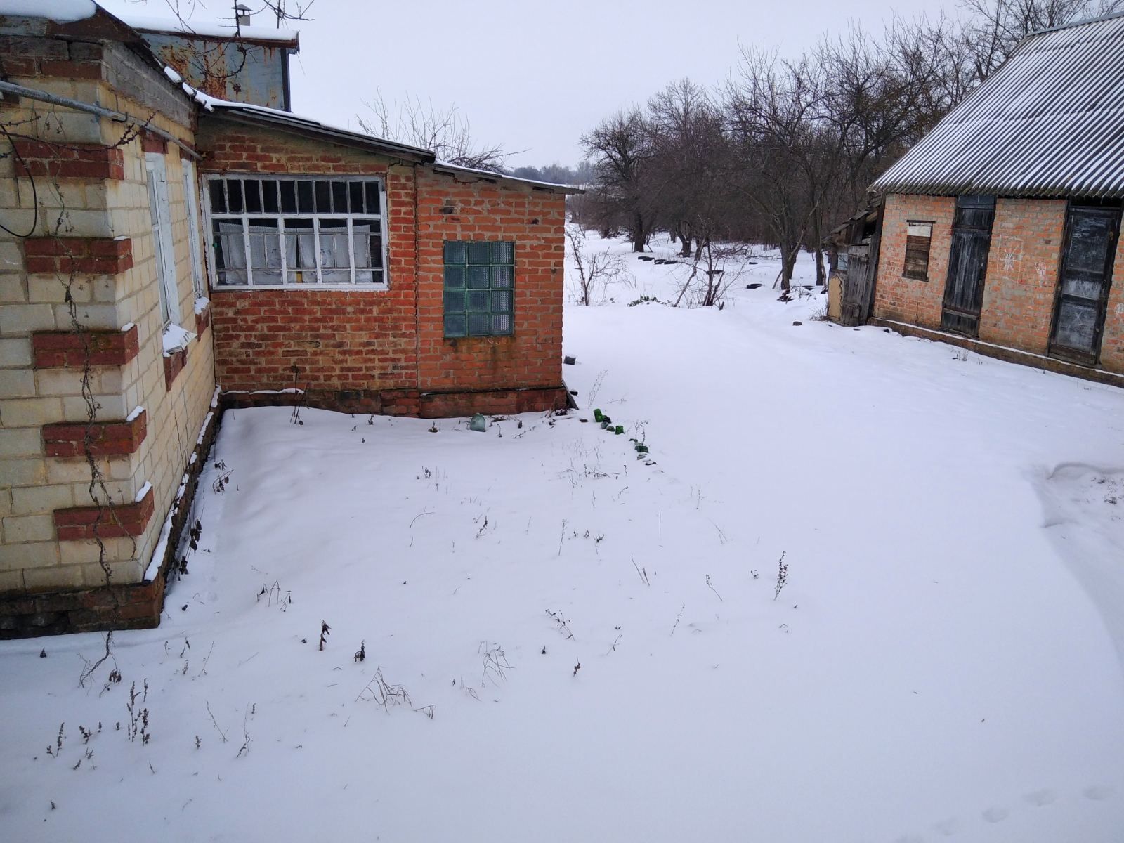 Продам дом в Нововодолажском районе рядом с Водолагой