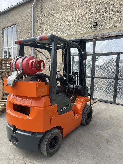 Навантажувач, кара Toyota 7FG 15