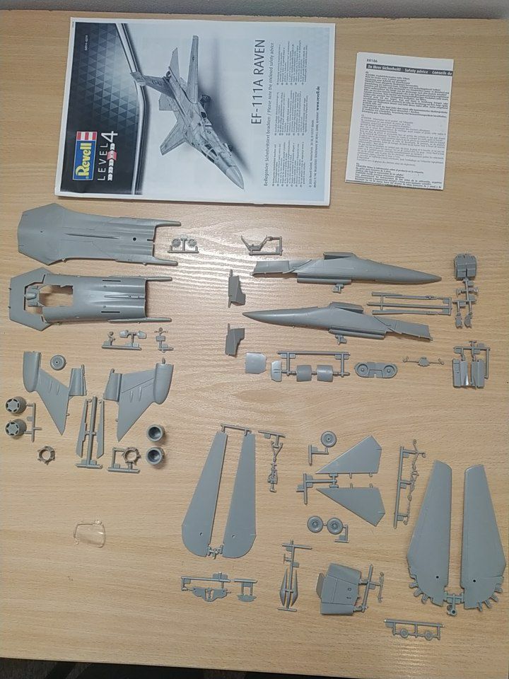 Revell EF-111A RAVEN model samolotu