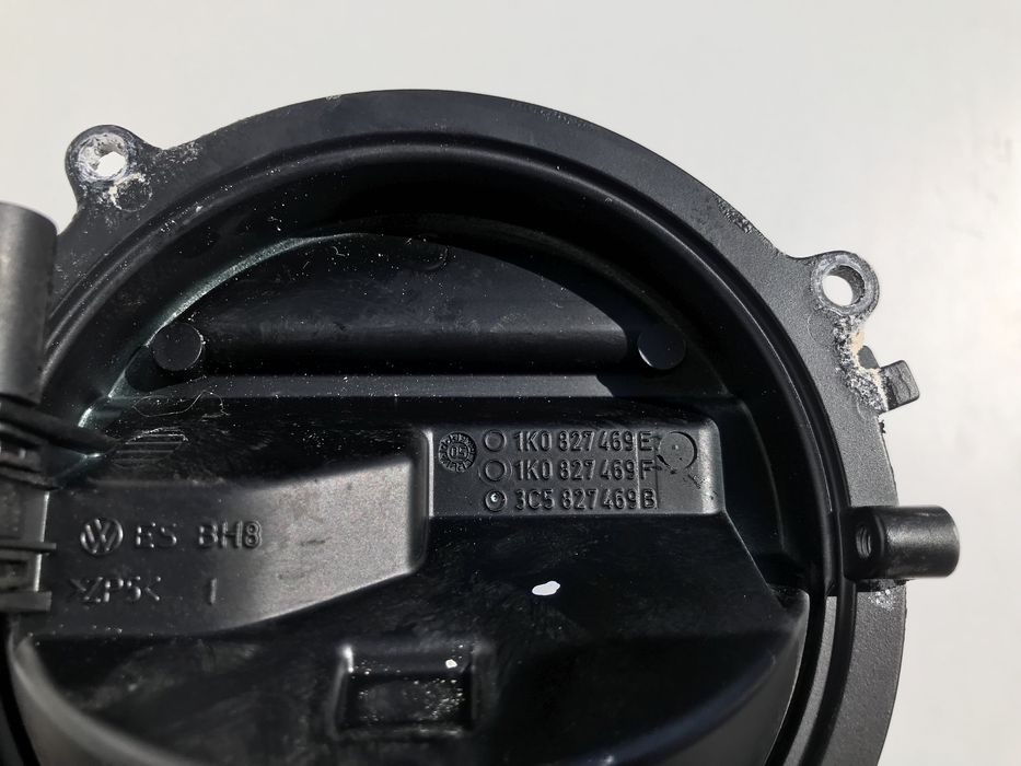 Ручка емблема значок кришки багажника Пассат Б6 Гольф 5