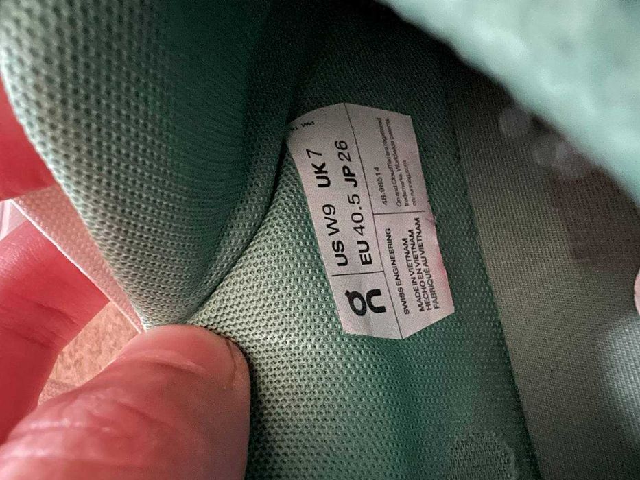 Кросівки On Running