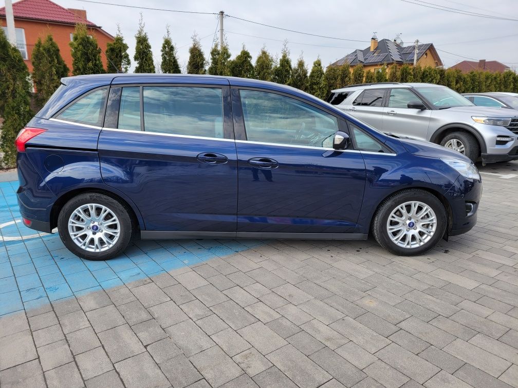 Ford Grand C-max. Форд гранд це макс