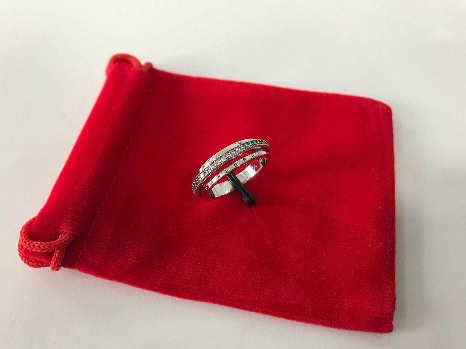 Anel Triple Band Pavé Pandora em Prata de Lei 925 Novos