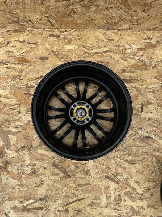 Диски 4/100 R16 ЕТ38 цо(діа)60.1(70.4) Reno титани диски