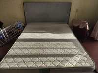 Ліжко з посиленням ламелями та хорошим піним матрацом