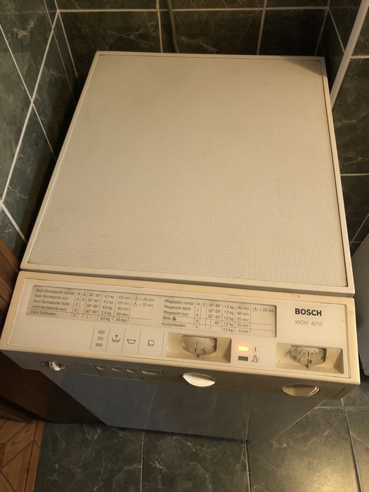 Пральна машинка Bosch WOH 4210 бу на з/ч пралка німецька