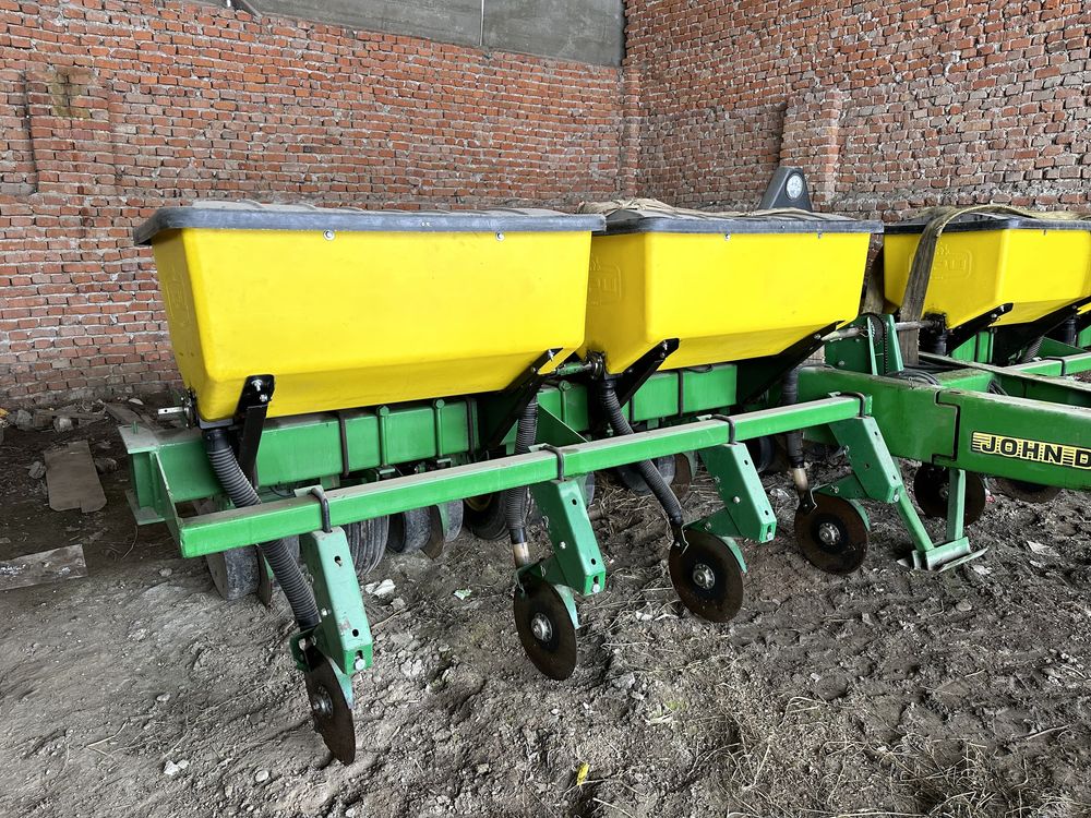 John deere 1750 кукурудзяна сівалка