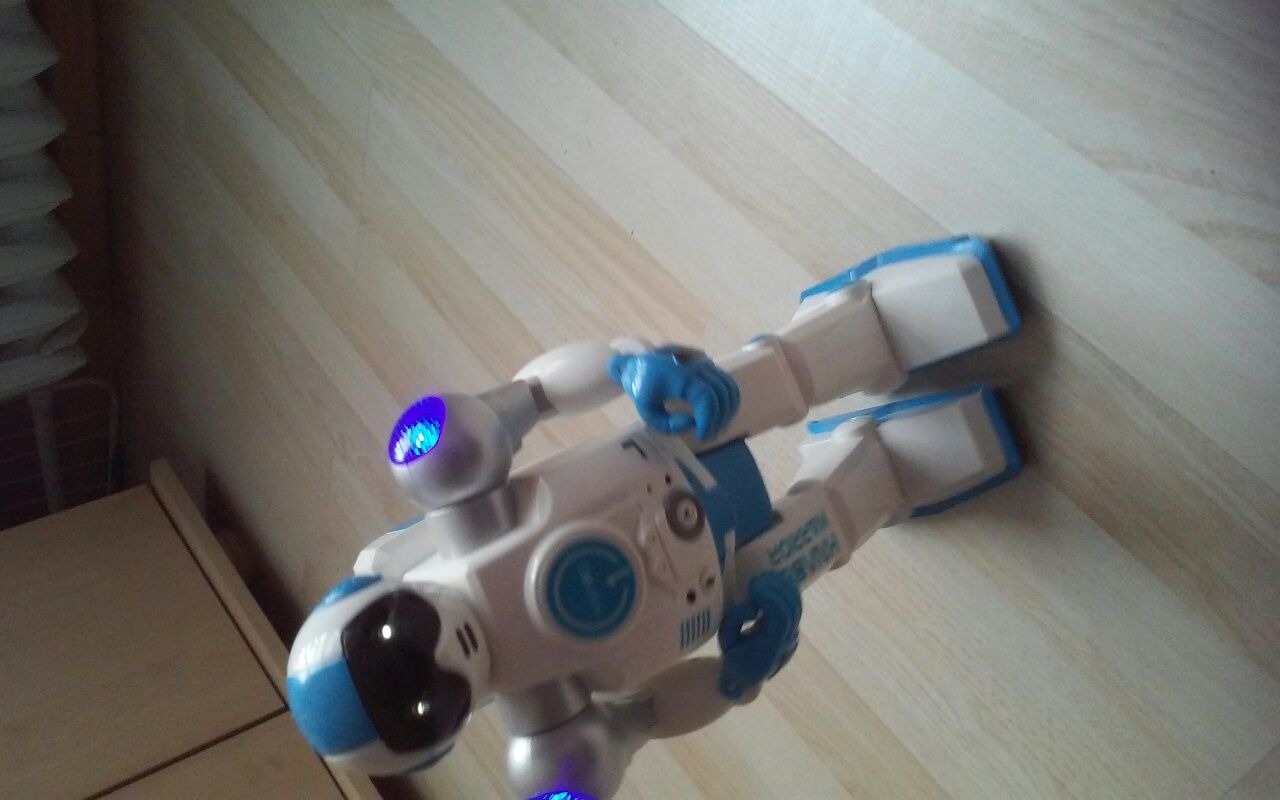 Robot knabo warior