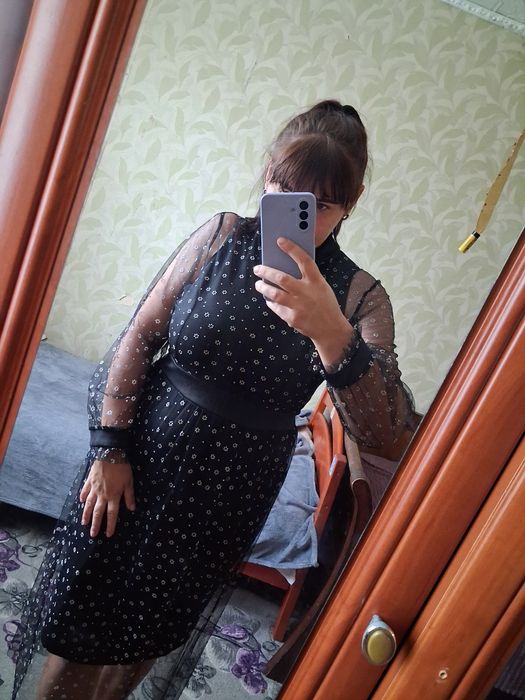 Плаття жіноче...