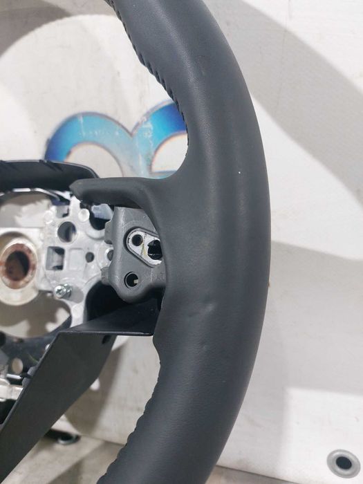 Toyota Corolla 19- Руль голый кожа / Тойота Королла